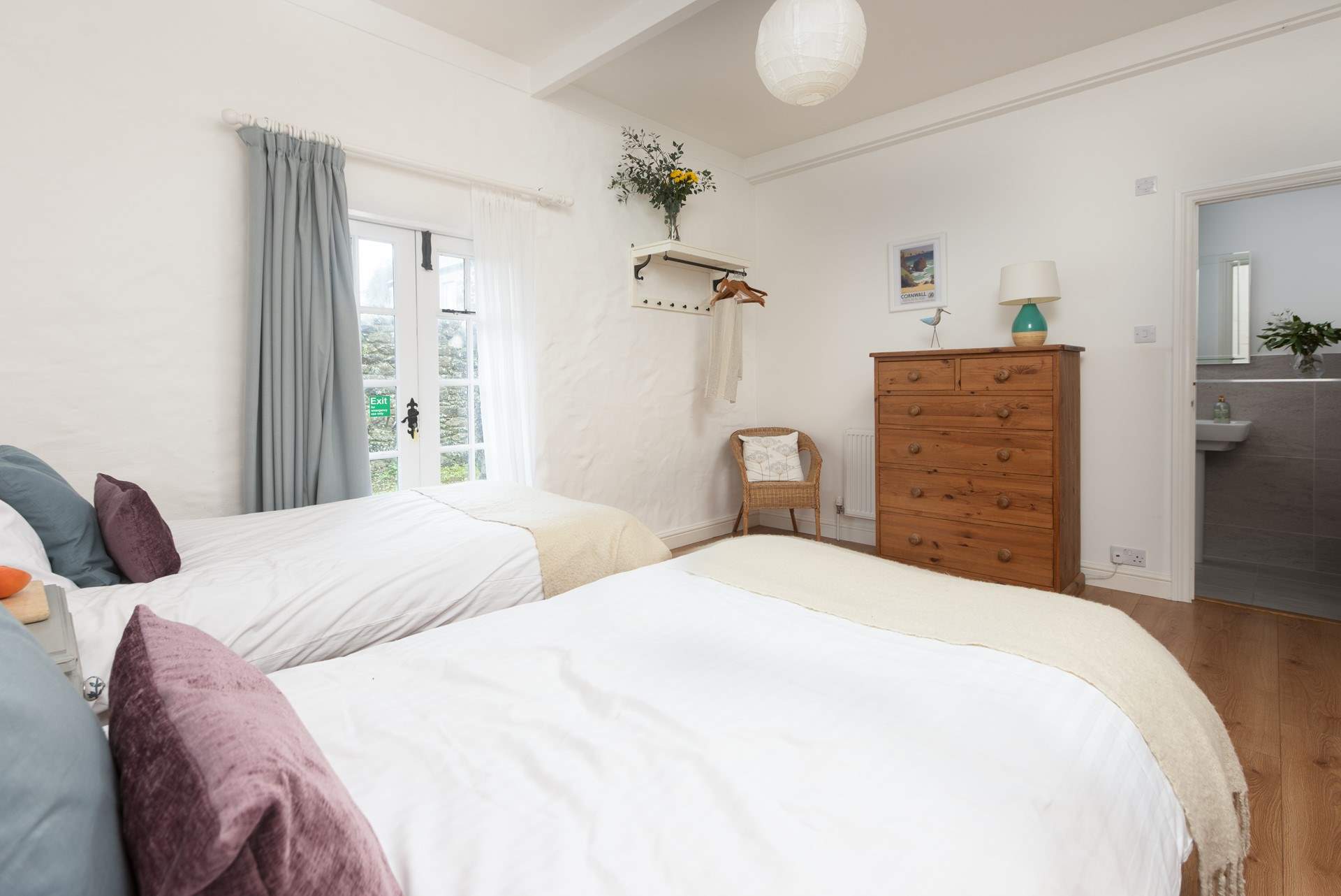 The twin room boasts plenty of space and also comes complete with an en suite.