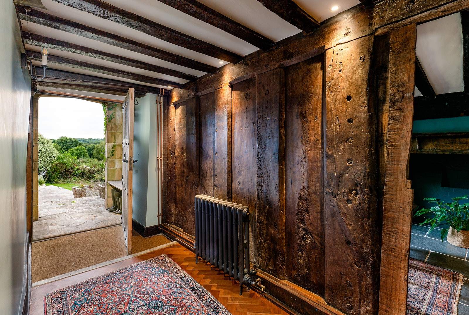 Step into Edrics Farmhouse and prepare to be wowed.