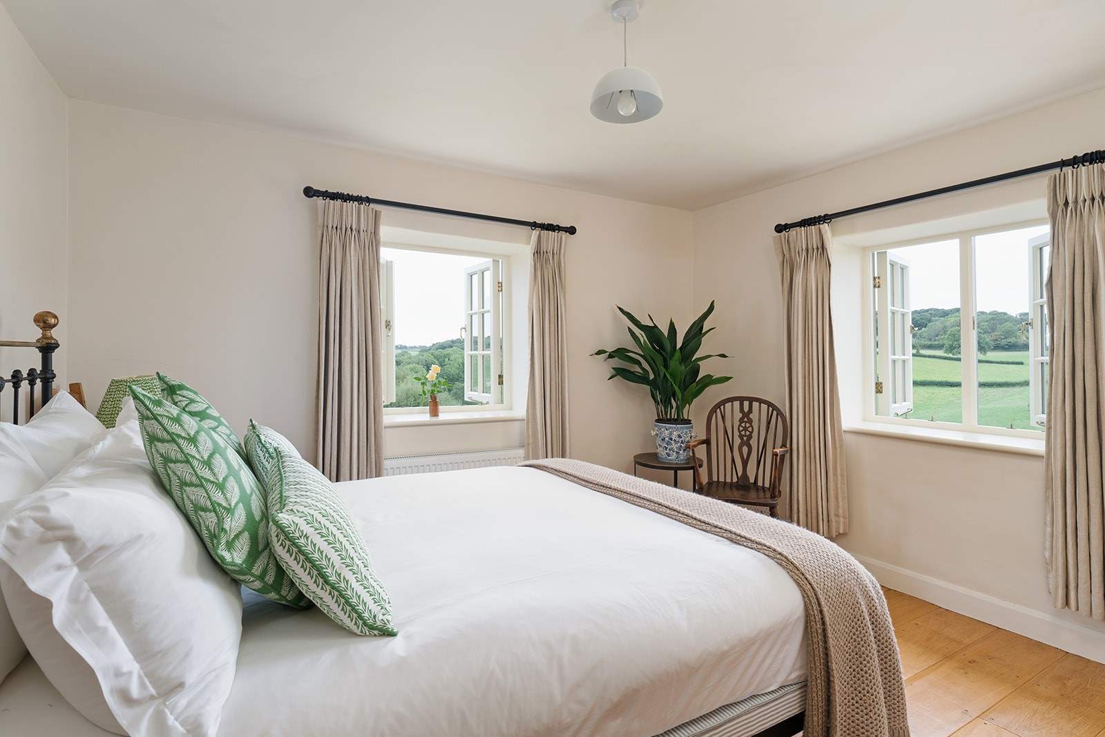 More stunning countryside views.