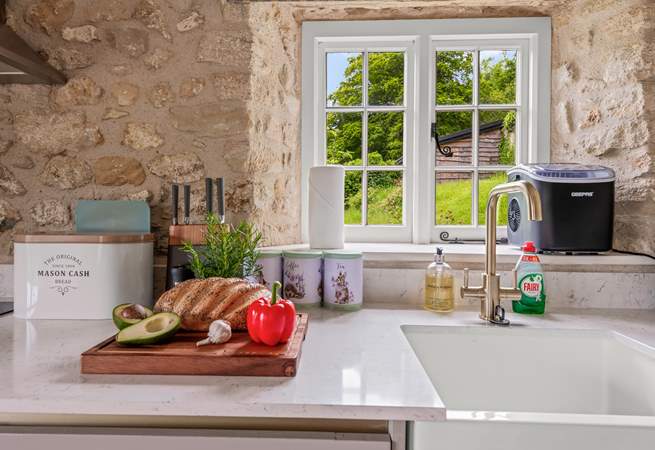 The brand new kitchen will be a pleasure to cook any meal in.