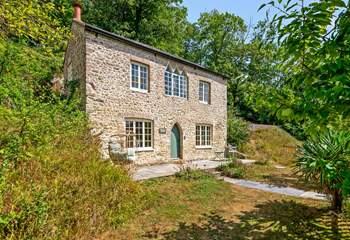 The Dolls House is such an attractive stone building.
