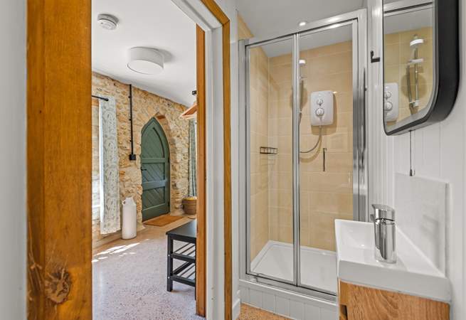 The en suite is compact yet perfectly formed.