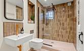 En suite to bedroom 1. - Thumbnail Image