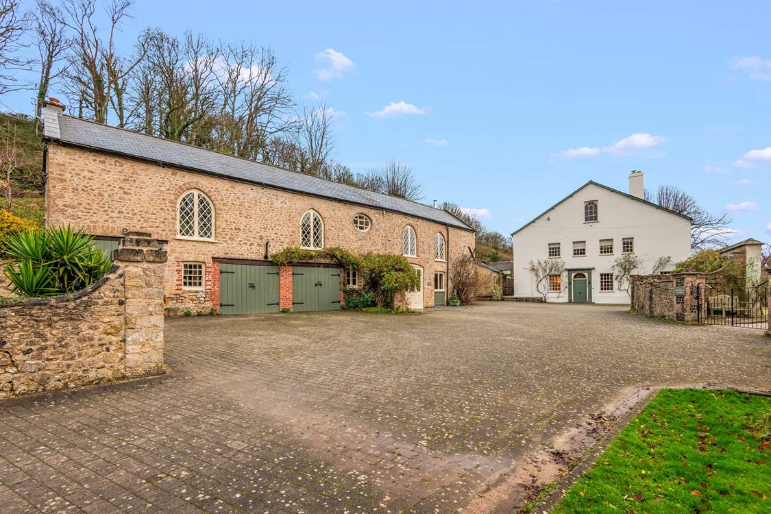 For larger parties, booking Trafalgar Barton (sleeping 12) pictured to the right, and The Dolls House (sleeping 2)  makes for a super special getaway on a very grand scale.