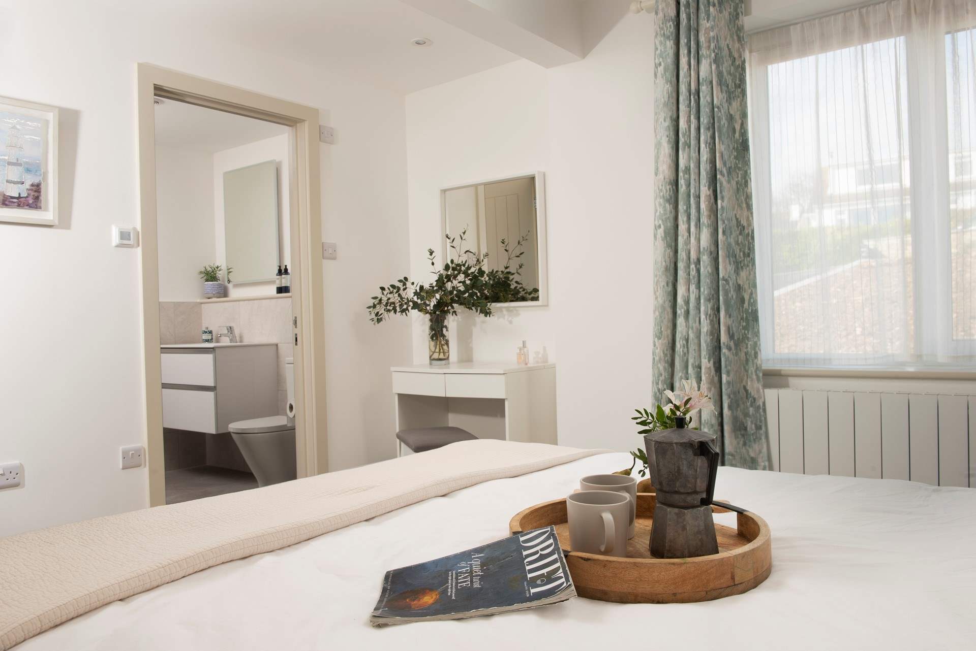 Lovely touches throughout. 