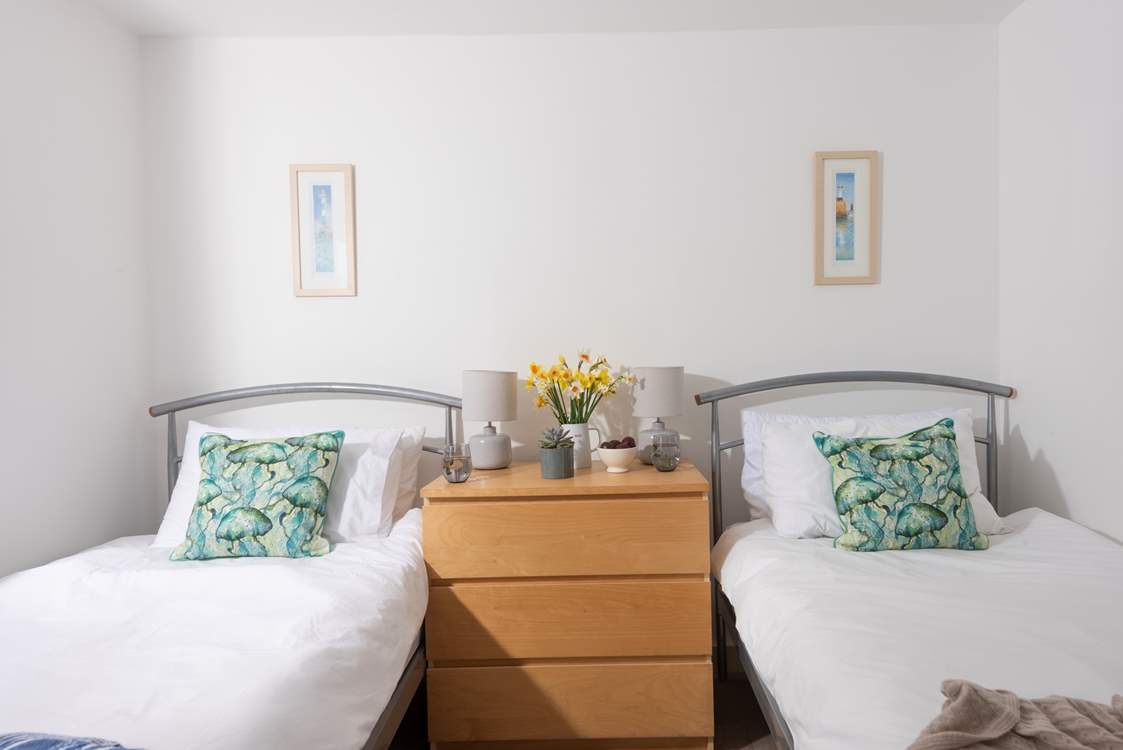 Bedroom 4 has twin beds.