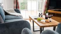 Penmorfa is perfect for family and friends spending time together, near the sea. 
