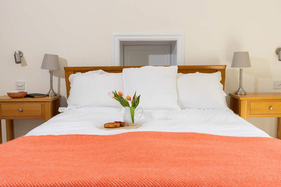 What a treat, a slow start to the day with breakfast in bed.