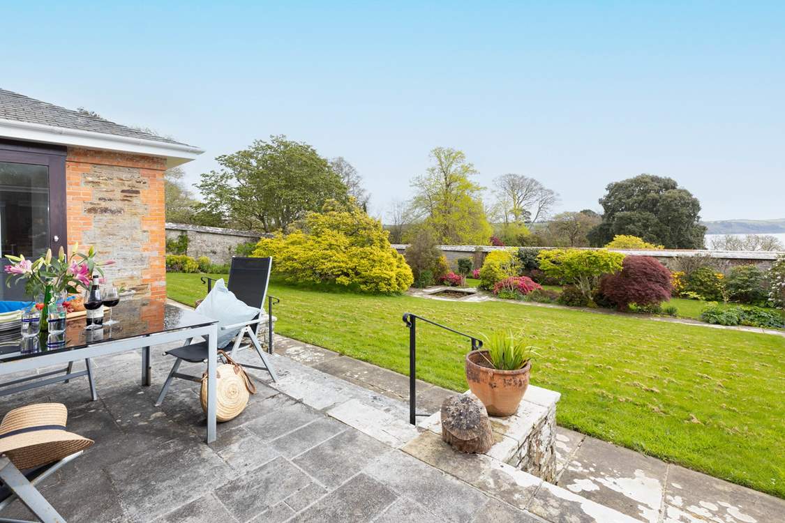 Slide open the doors and enjoy some al fresco dining.