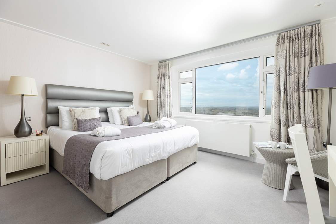 Bedroom 1 can also be configured as twin beds for flexibility.