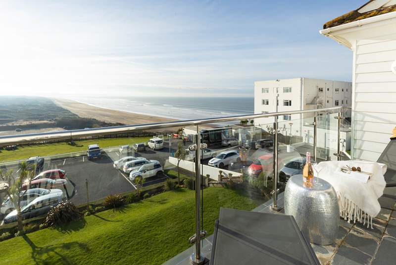 What could be better than lying back on the sun loungers and taking in the view of Saunton Sands stretching out in front of you.