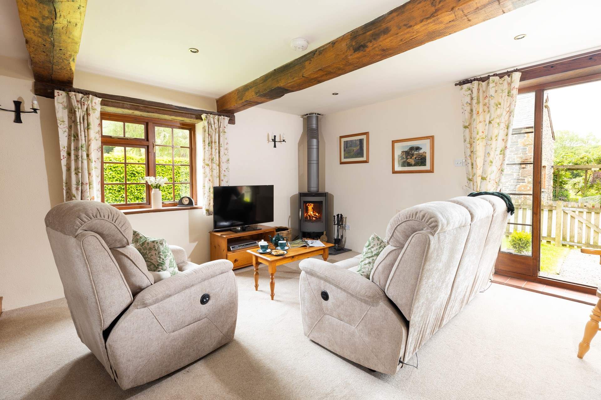 Sit back and enjoy the cosy sitting-room or head out to the garden.
