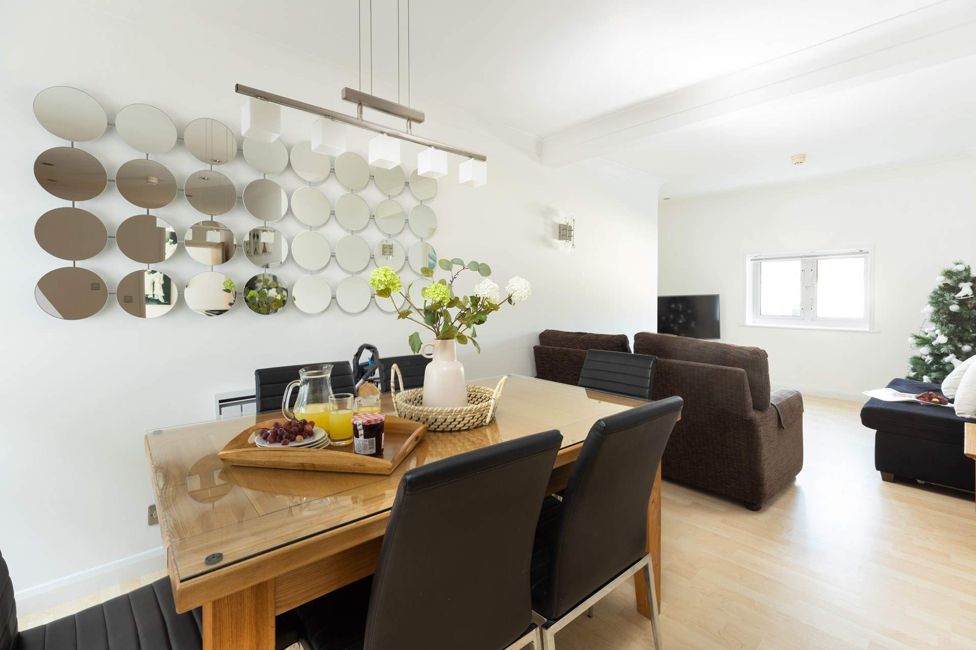 The open plan area is both bright and spacious.