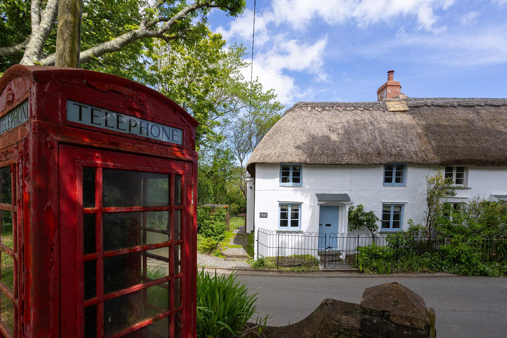 Welcome to the picture perfect Vanstones Cottage.