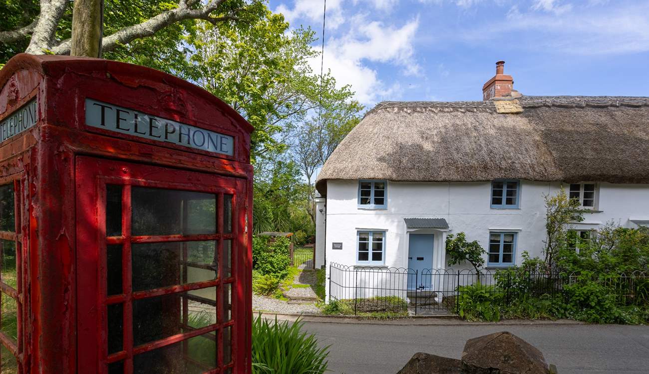 Welcome to the picture perfect Vanstones Cottage.