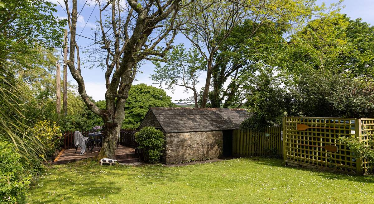 Head down the garden to find the sitting-area.