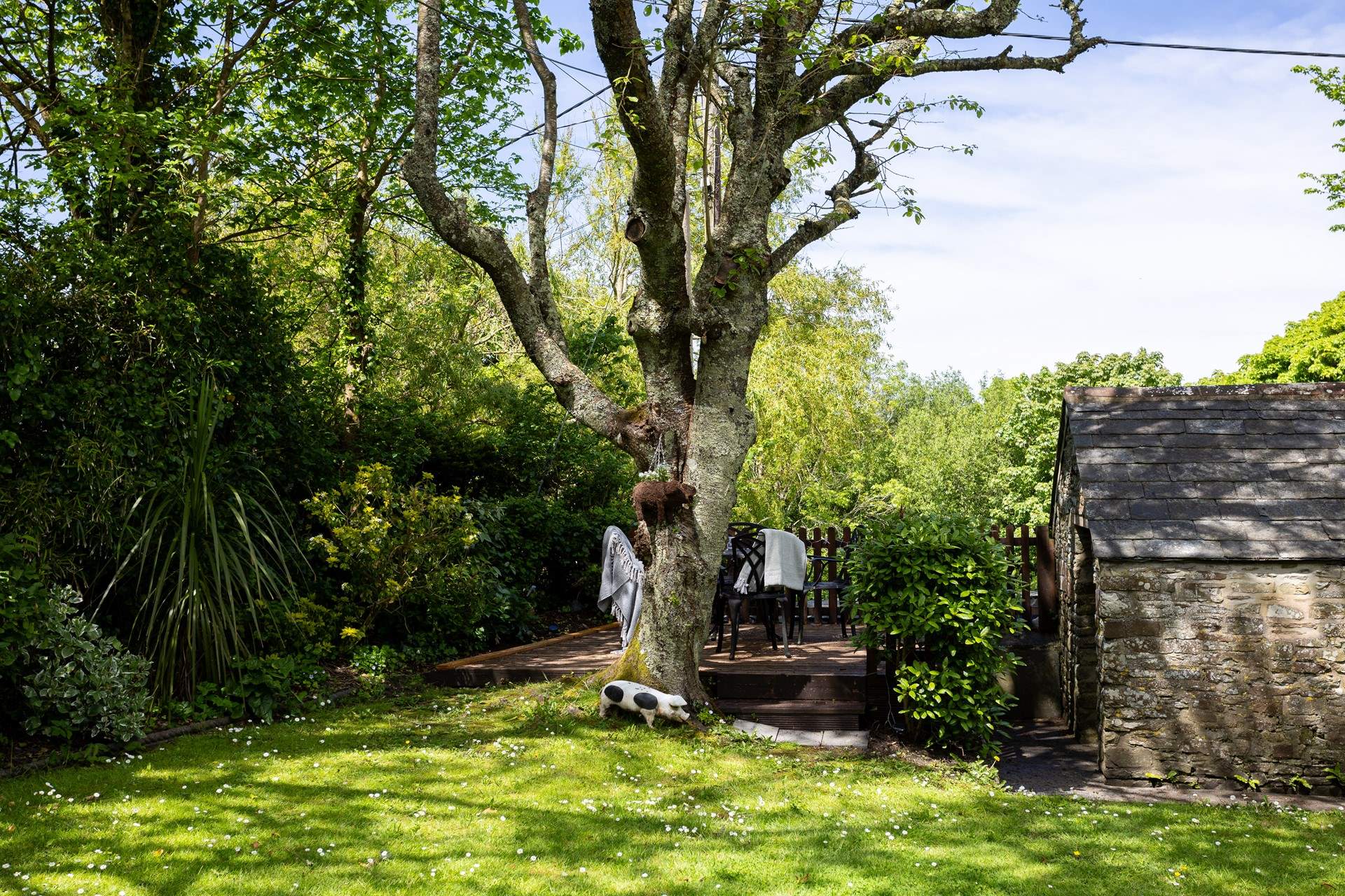 When you have the perfect garden setting you will relish your morning brew in the garden.