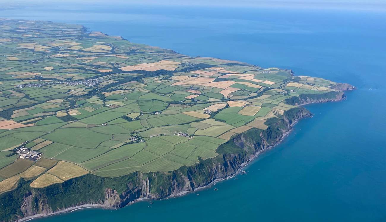 The coast is a mere stroll away!