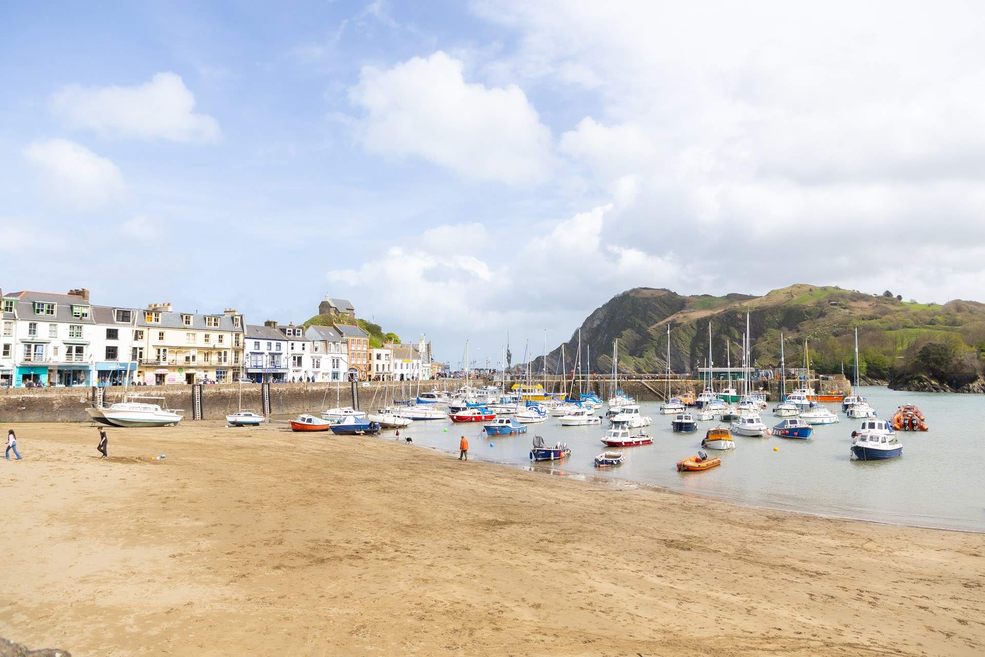 Ilfracombe Harbour is a hub of activity and the perfect spot to people watch as the boats come and go.