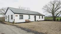 With plenty of parking........Wootton Lodge awaits.