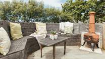 Take a pew in the tree platform and graze under the sky.