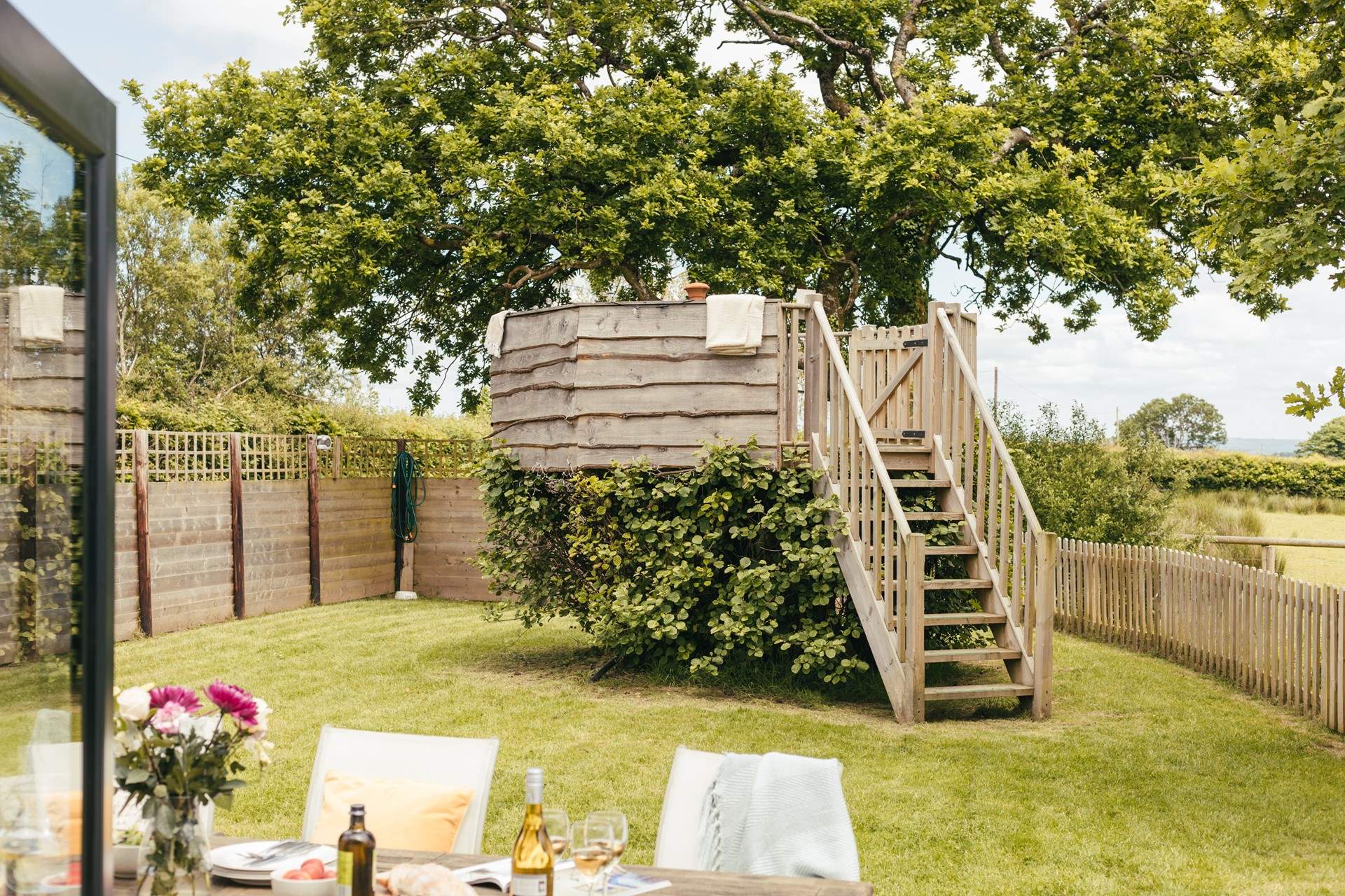 We have no doubt young and old will enjoy the treehouse platform!