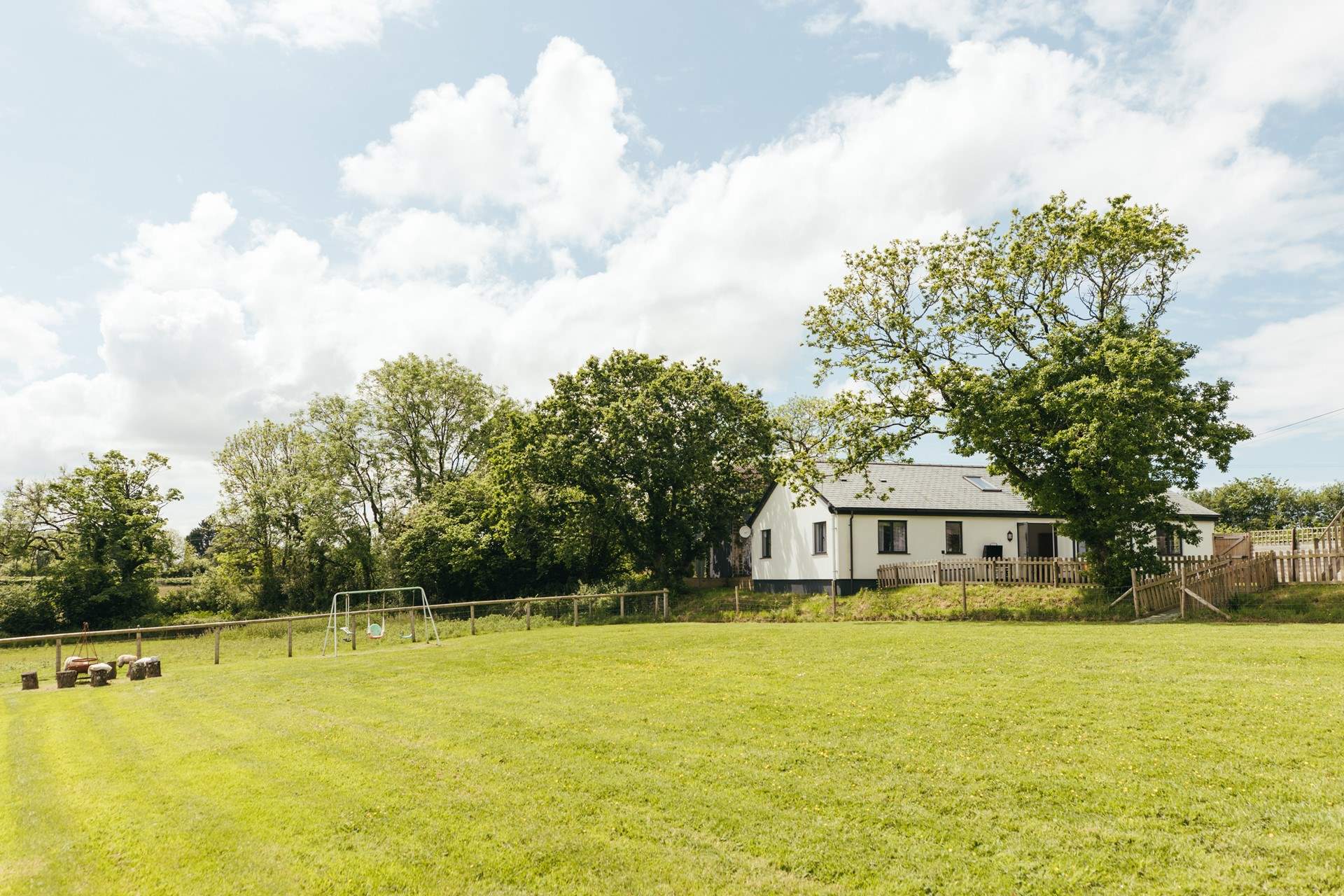 Head over the bridge and down to yet another garden. 