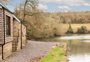 There are 11 steps to access The Boathouse.