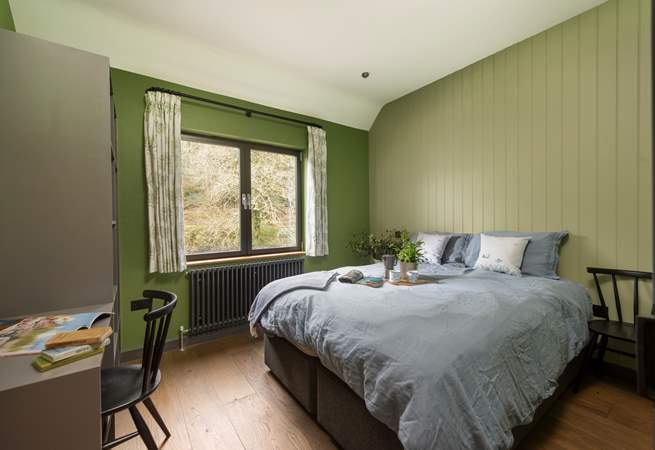 Bedroom 1 will have you feeling like you are in the treetops and can be made as king-size double or 2'6