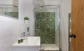 The sparkling shower-room. - Thumbnail Image