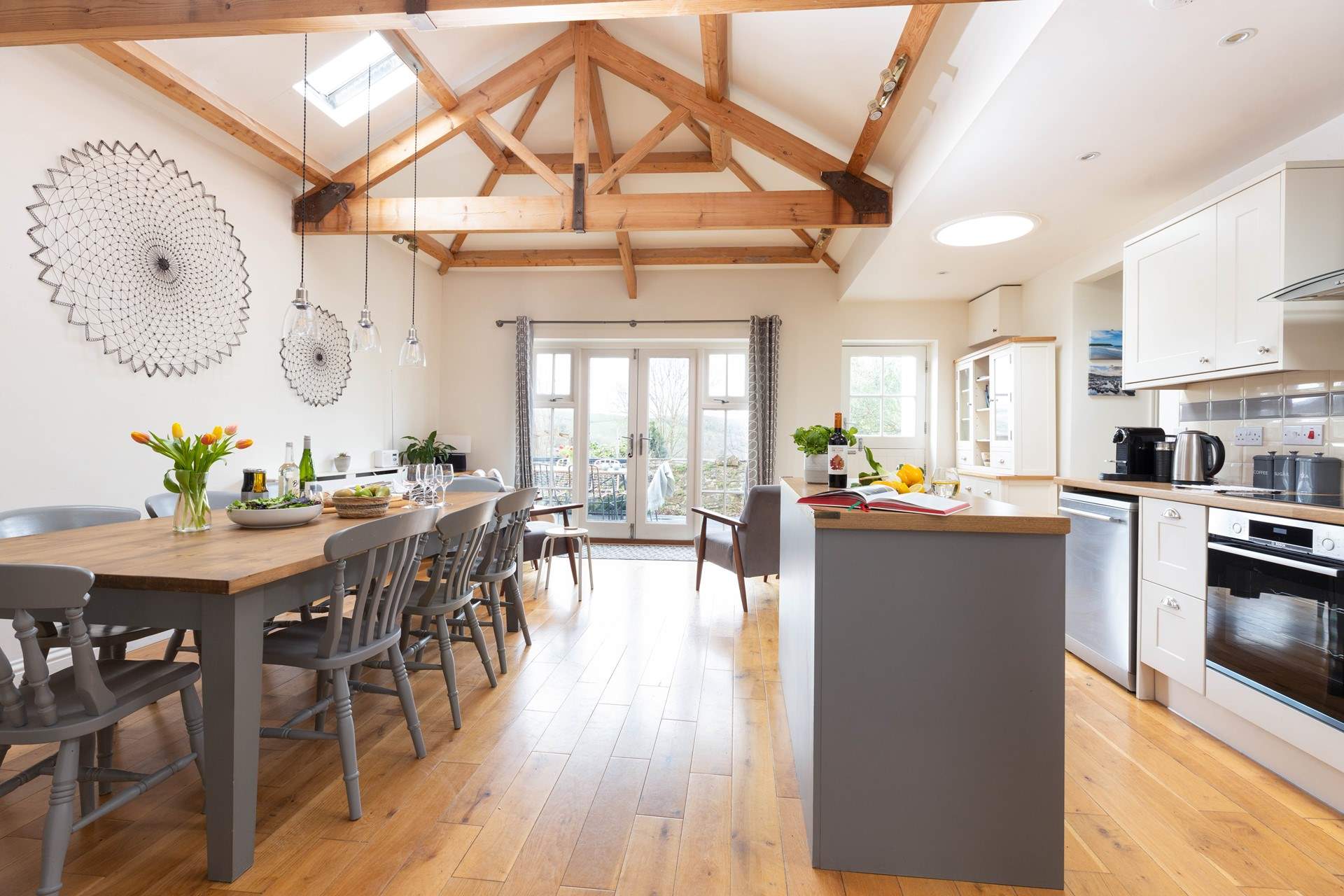 The modern kitchen/dining-room, perfect for cooking and eating together.