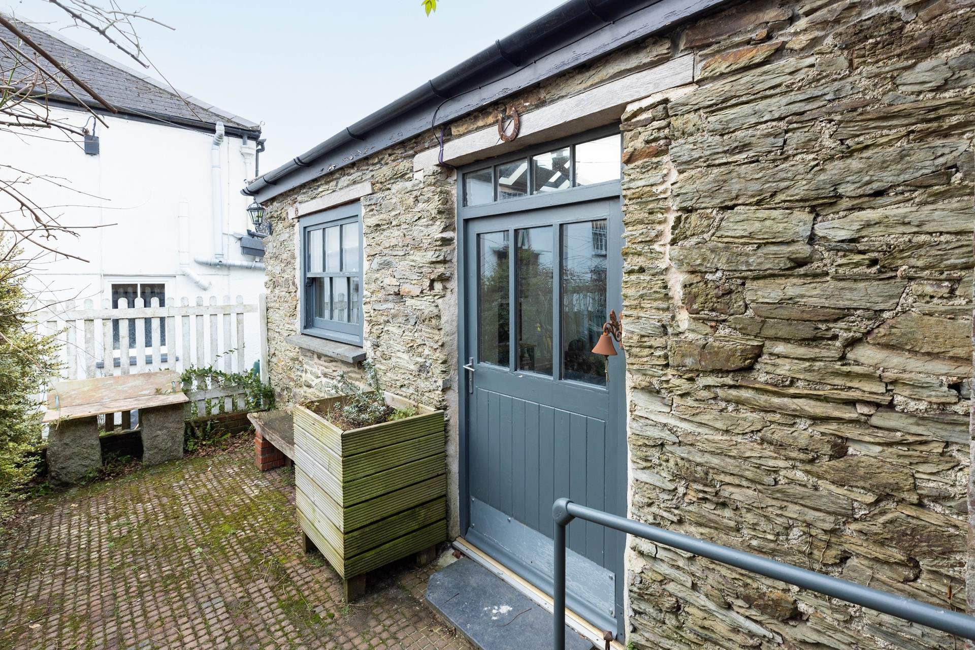 Welcome to Frogmore Barn, next to, but totally detached, from its neighbour.