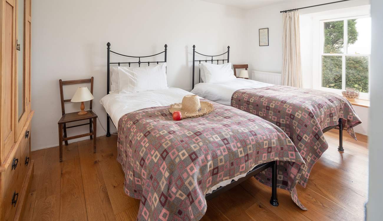 Time for bed in the gorgeous twin room on the first floor. 