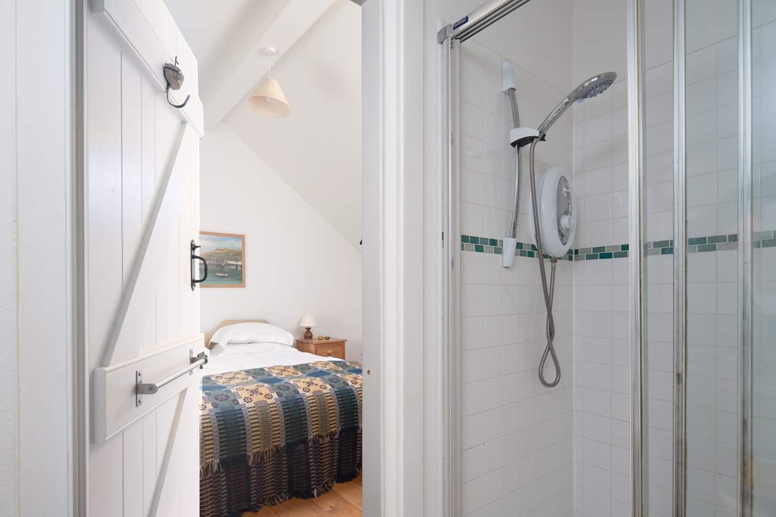 Two handy en suite bedrooms and a family bathroom.