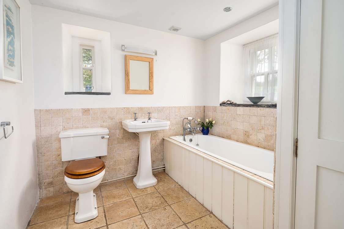 Soak in a bubble bath after a day's hiking. This is the family bathroom on the ground floor.