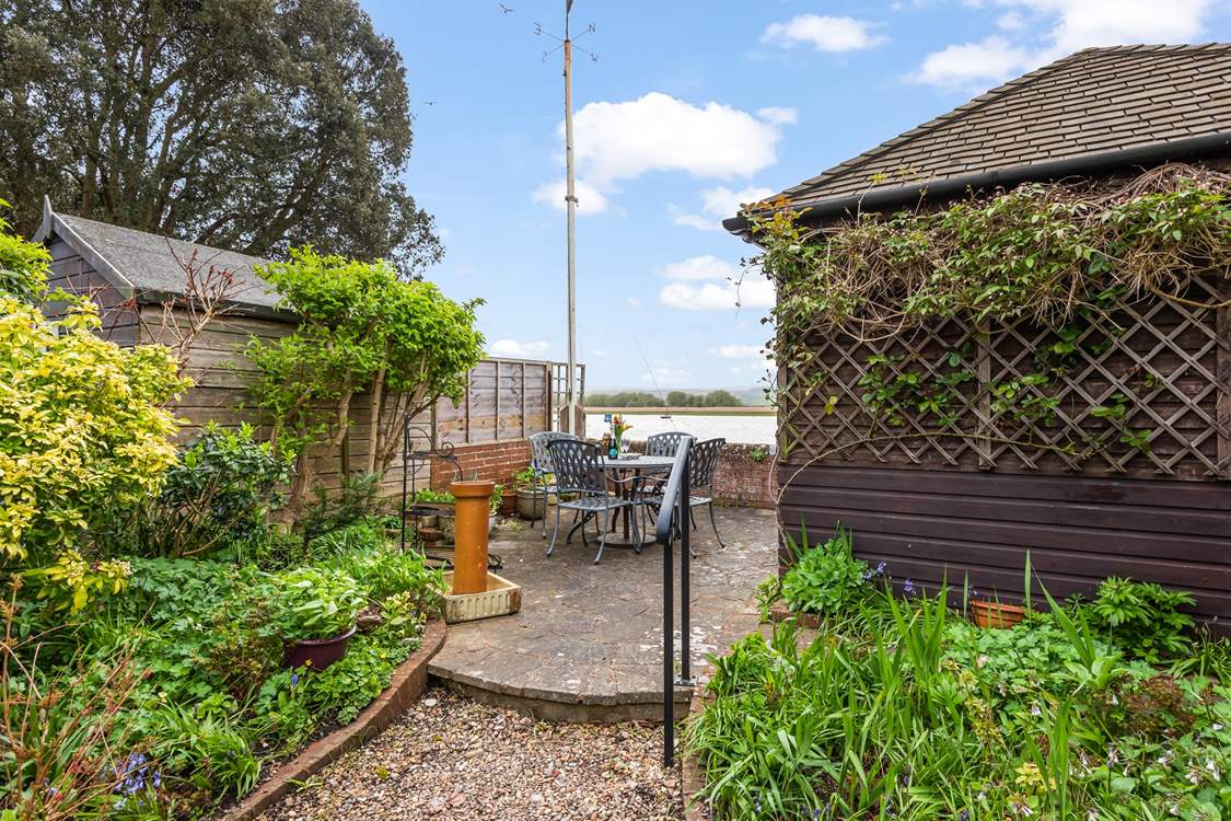 Your own private piece of heaven, nestled as close to the Exe Estuary as you can get.