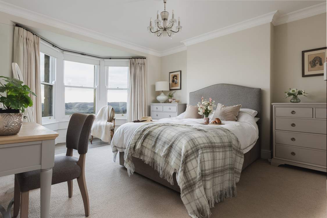 Four luxurious bedrooms to choose from