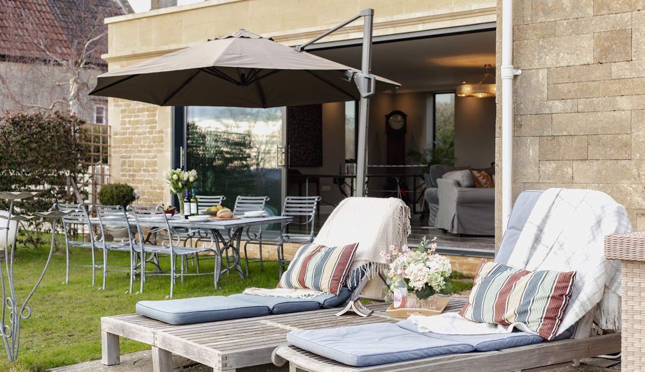 There's oodles of outside space here to enjoy from dawn until dusk. 