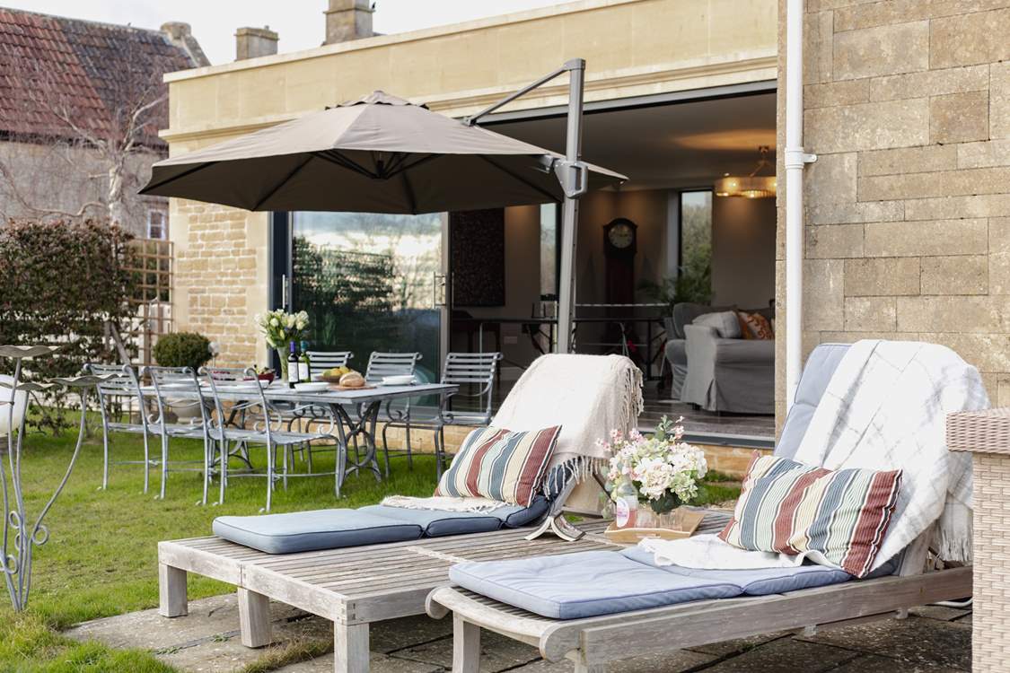 There's oodles of outside space here to enjoy from dawn until dusk.