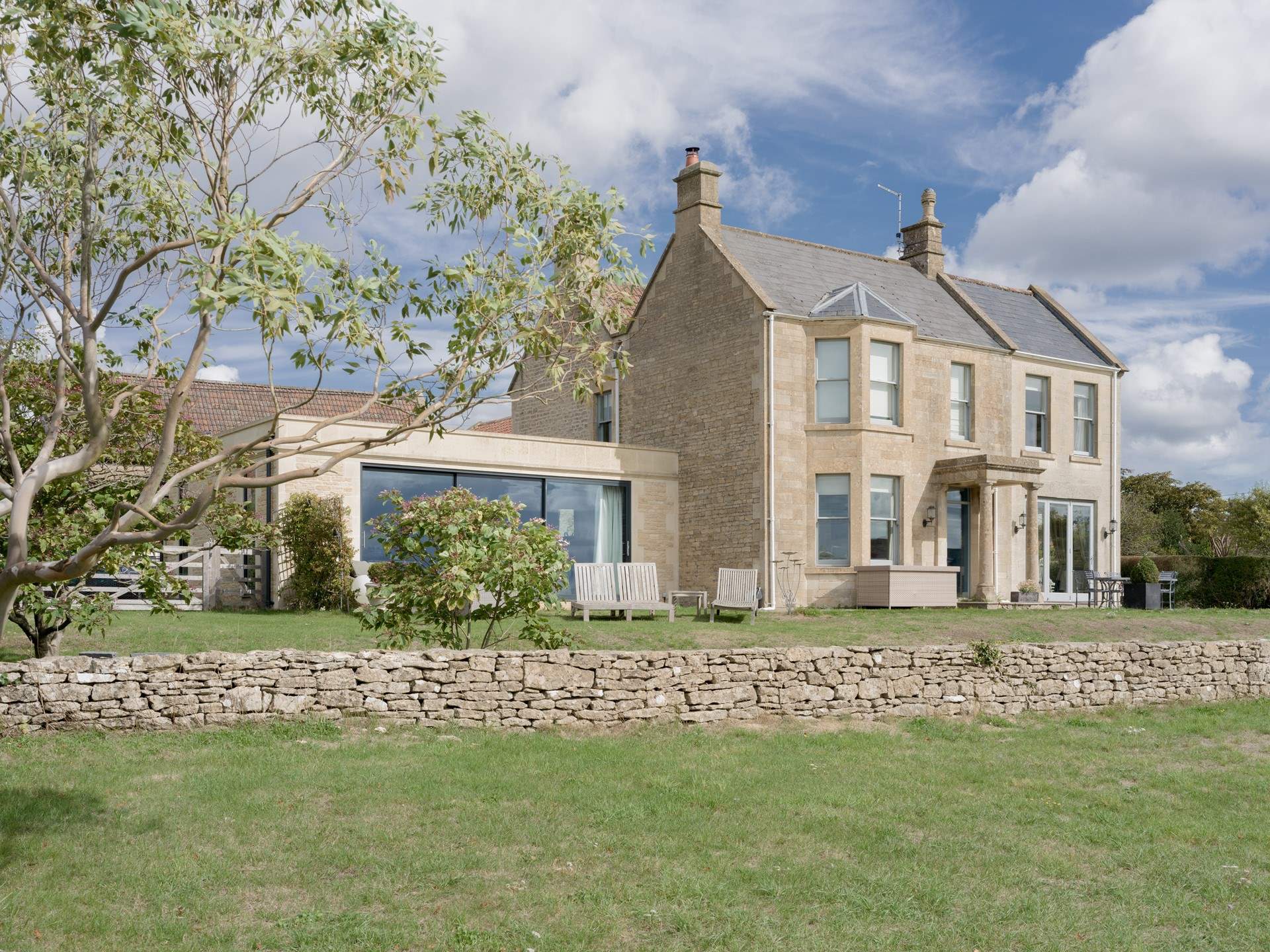 Welcome to the magnificent Merryfields