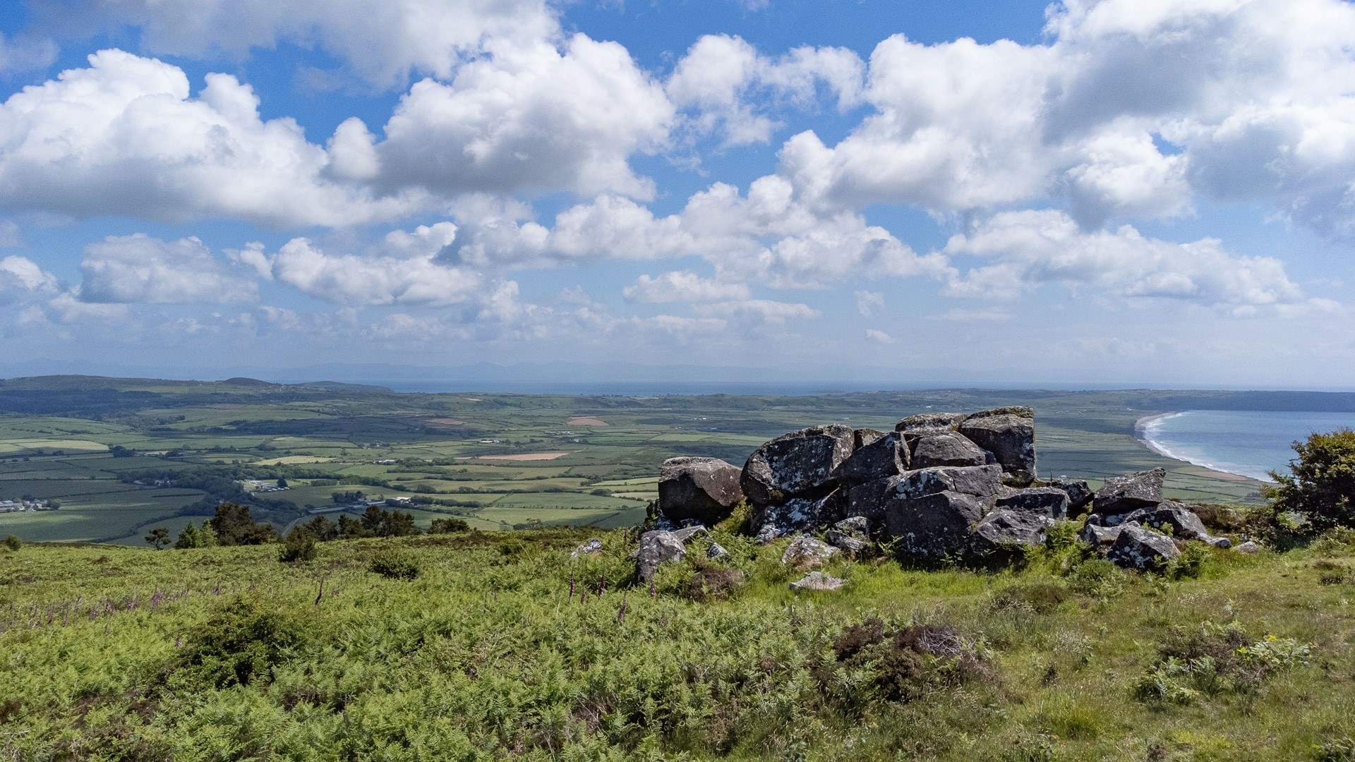 The glorious scenery.