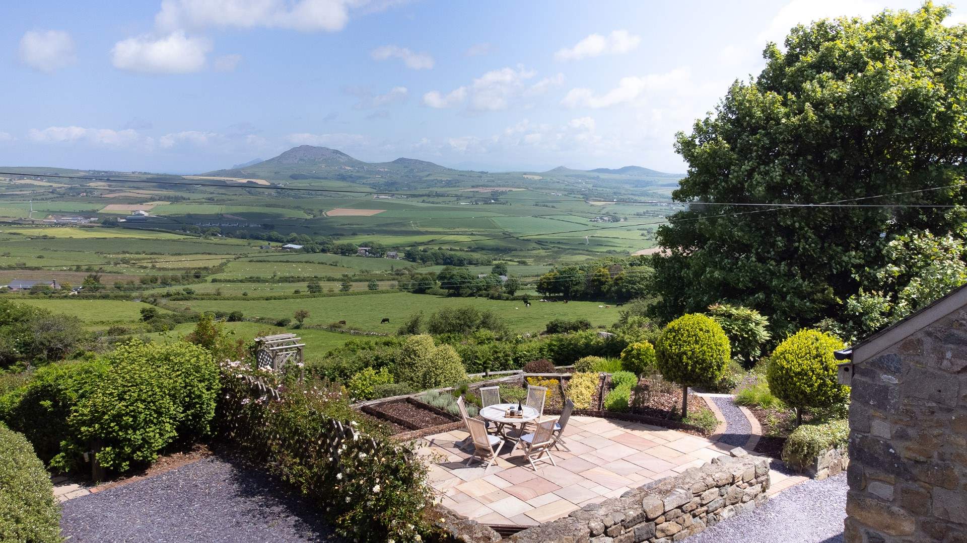 What a spectacular setting!