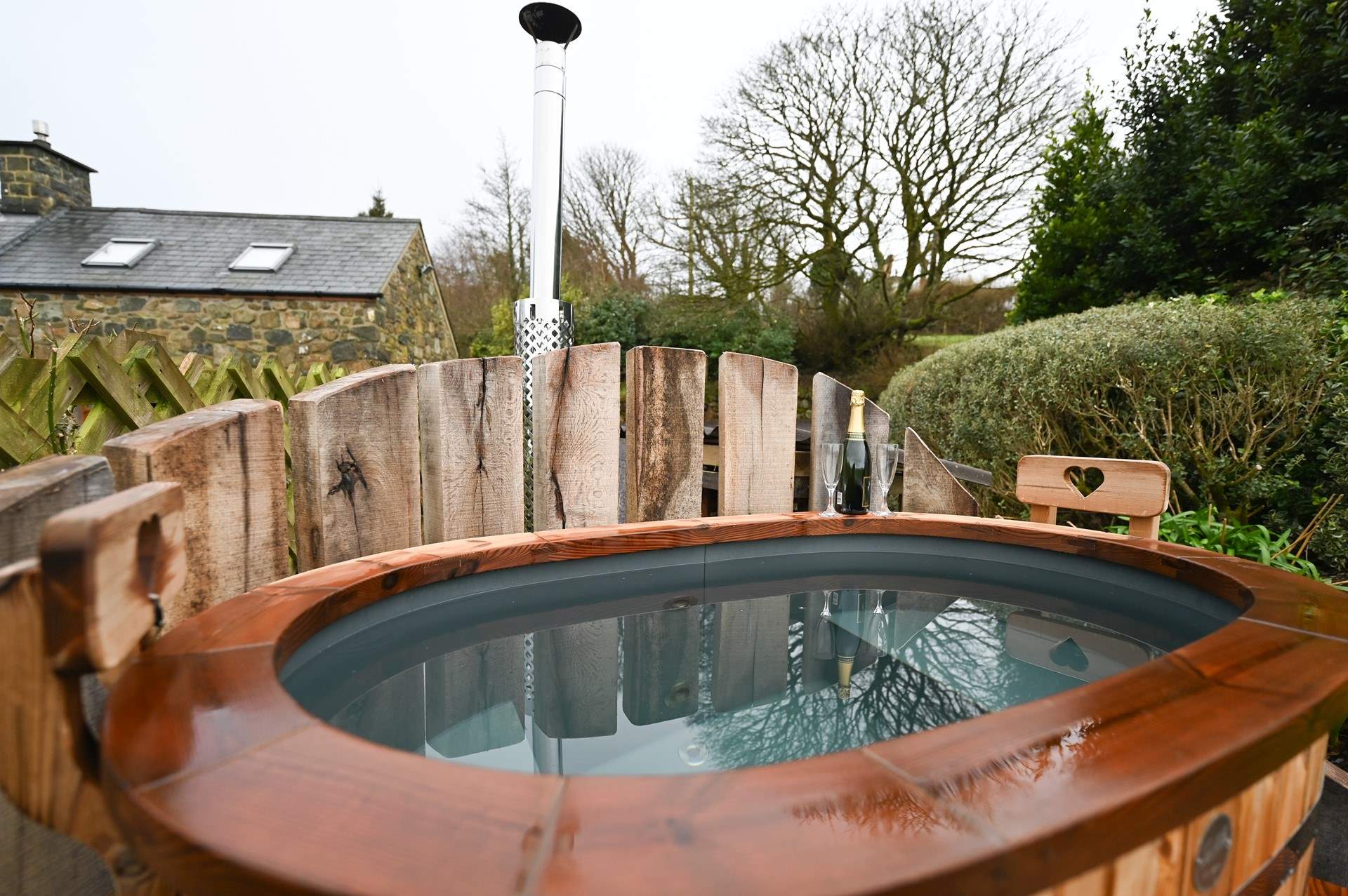 Find your bliss in the warming hot tub, soaking up the rural splendour which surrounds you. 