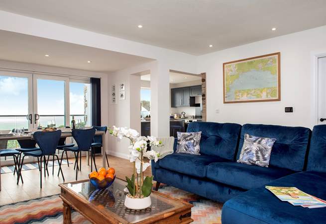 Open plan living ensure you spend quality time together.