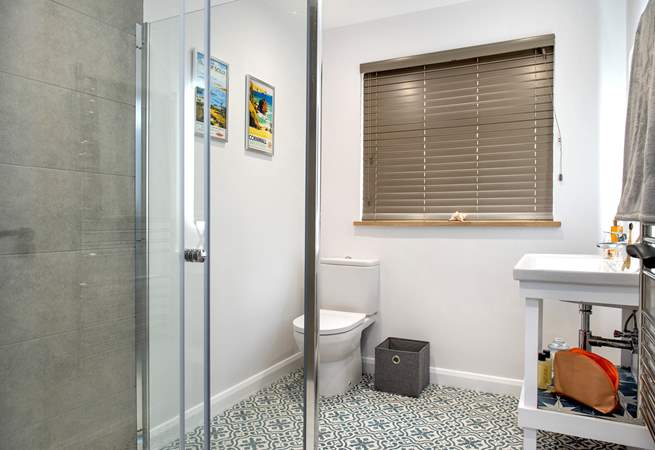 Thanckes Lodge has a stylish shower-room.