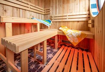There's a small private spa area a short walk away, shared with a few other cottages. Book your own private times onsite (no extra charge).