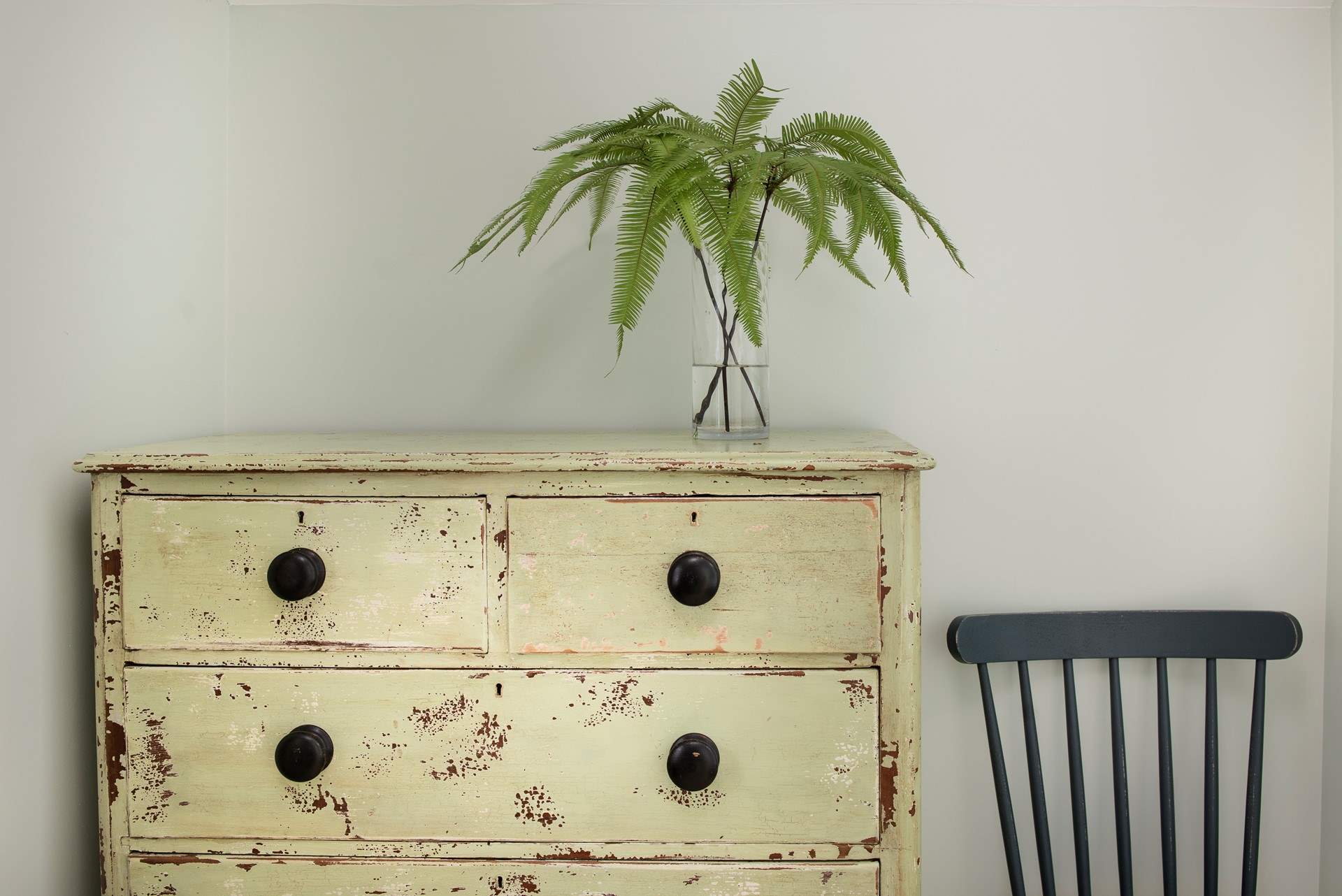 Antique finds perfectly complement the character of the cottage.