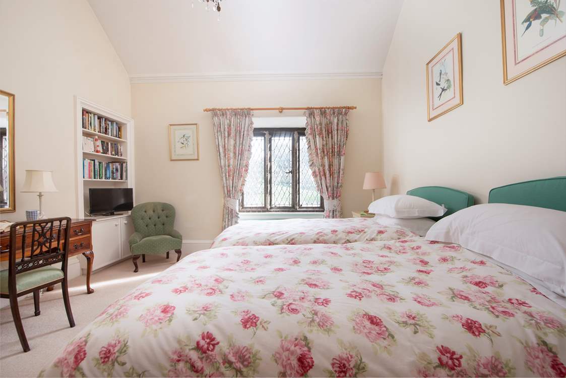 Depending on which your prefer, this room can have twin beds or a super-king double.