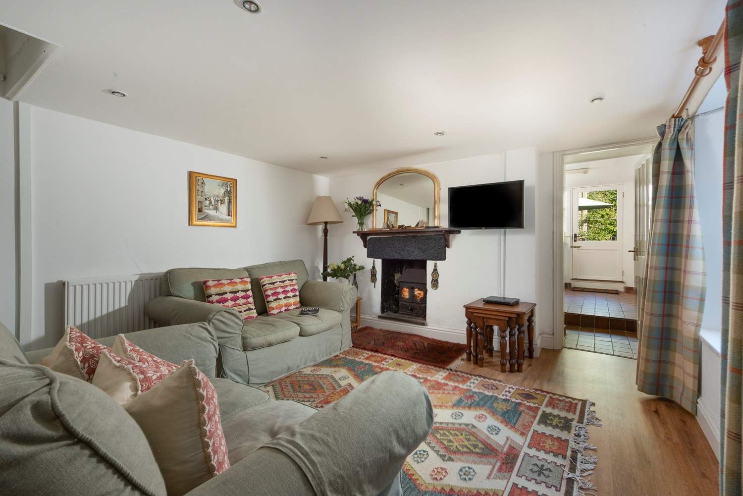 The wood-burner makes this a perfect retreat all year round.