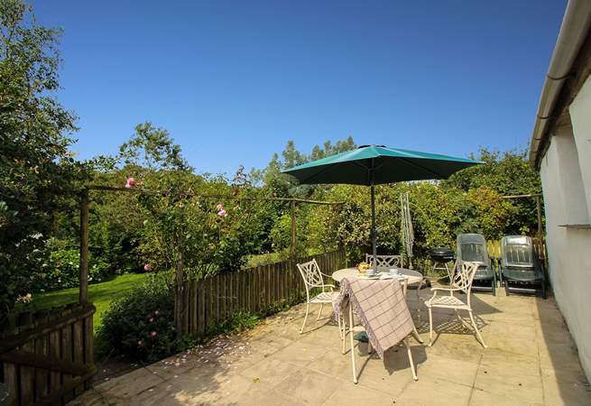 You are sure to while away many an hour on the sunny terrace.